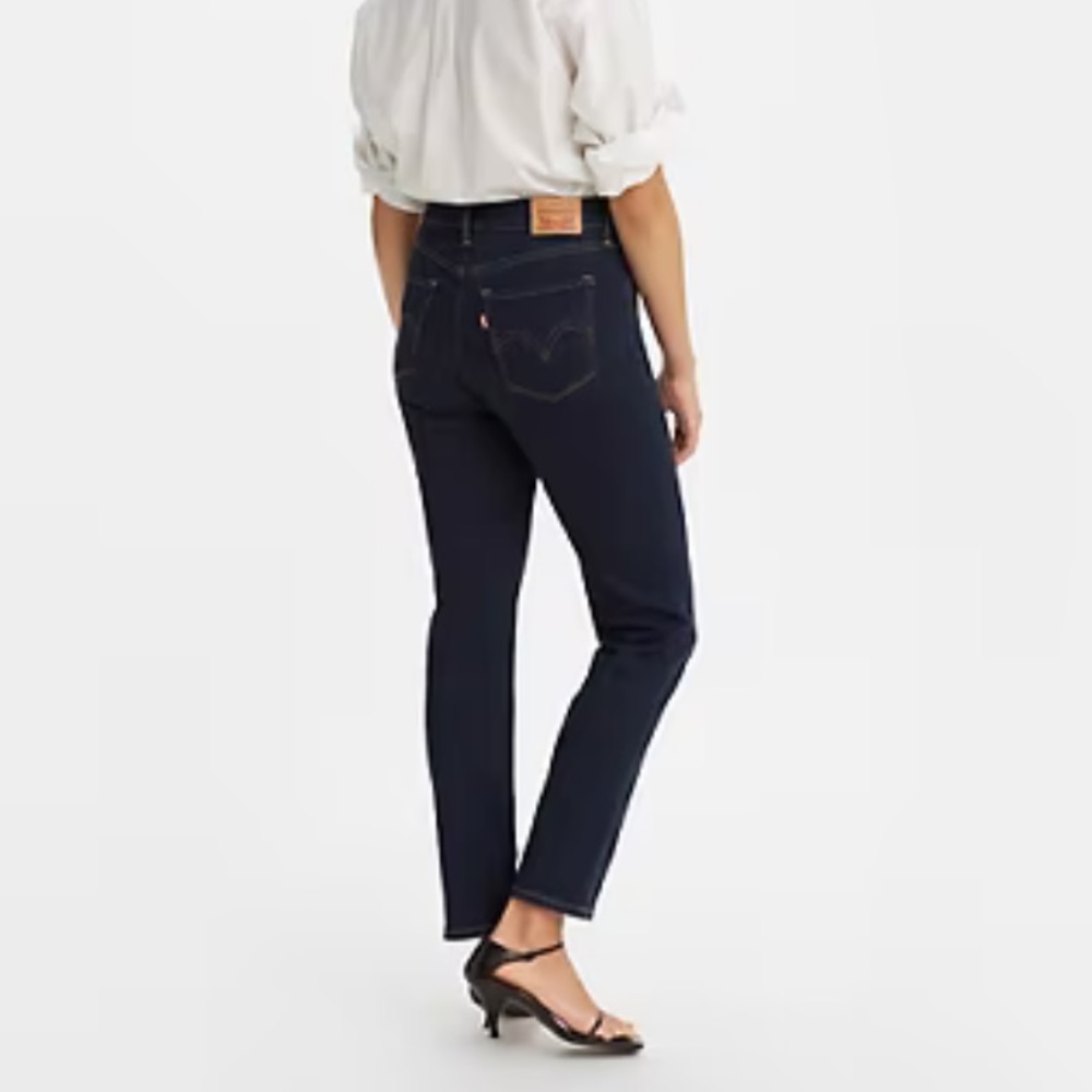 Levi’s - Blue (Dark Wash) Classic Straight Denim Jeans 24W Size (Women)